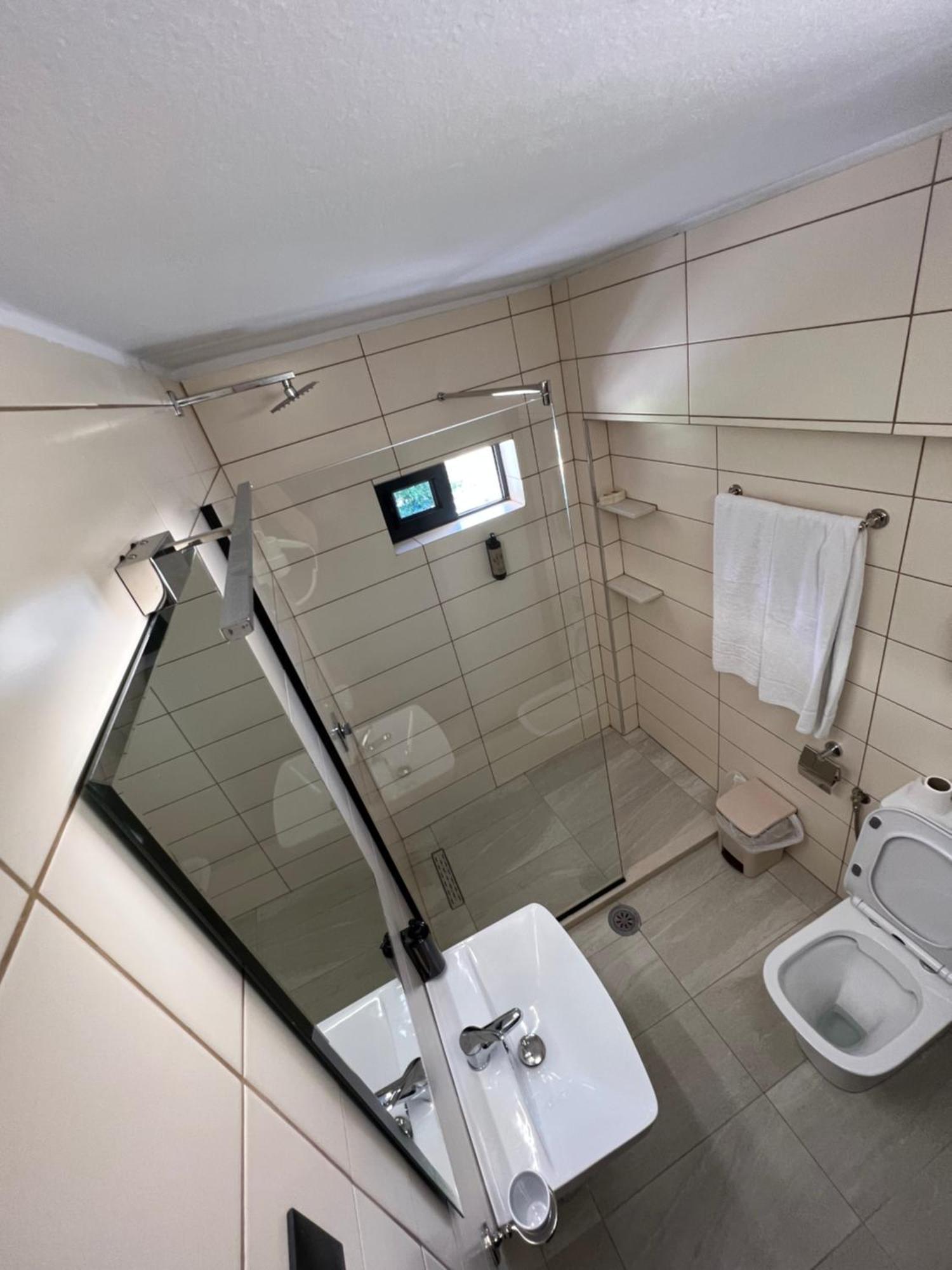 Hotel Primavera Vlorë 外观 照片