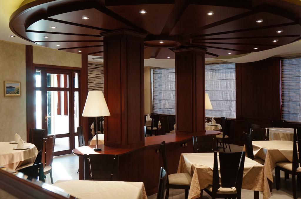 Hotel Primavera Vlorë 外观 照片